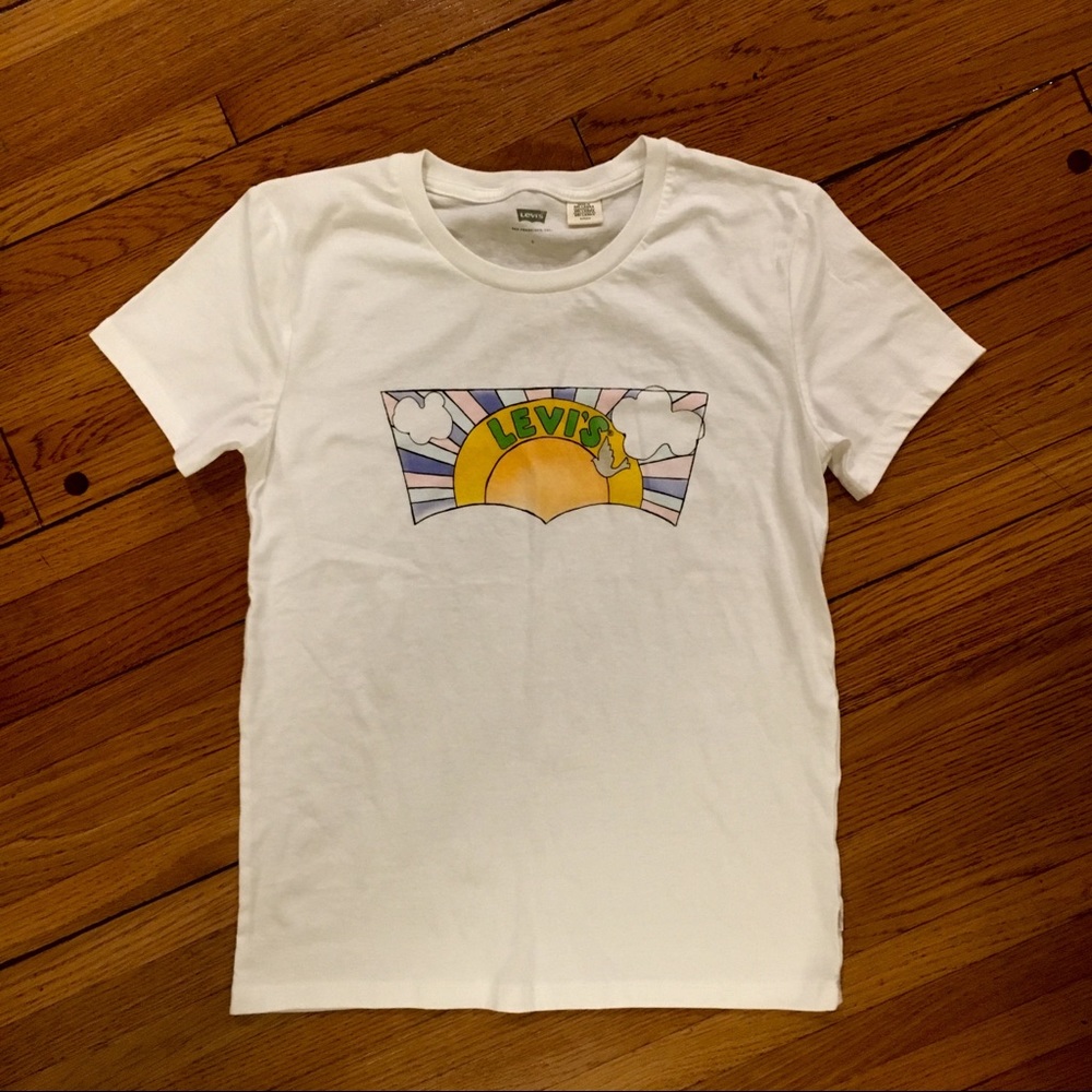 Levi’s T-shirt